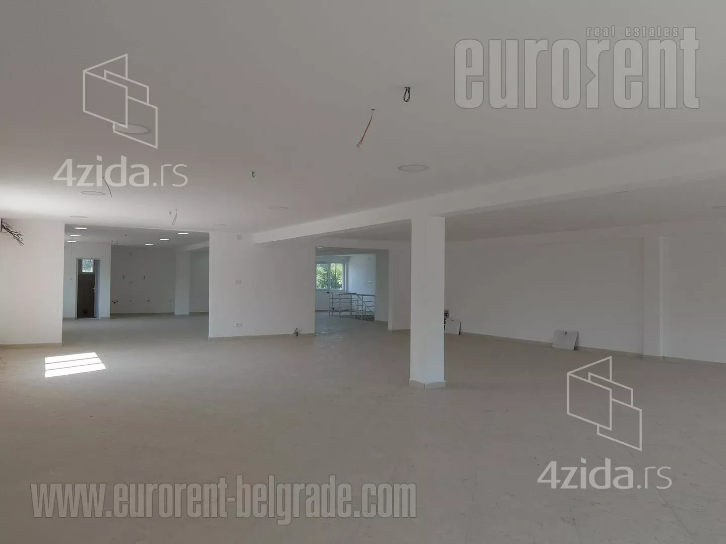 Poslovni prostor | 4zida