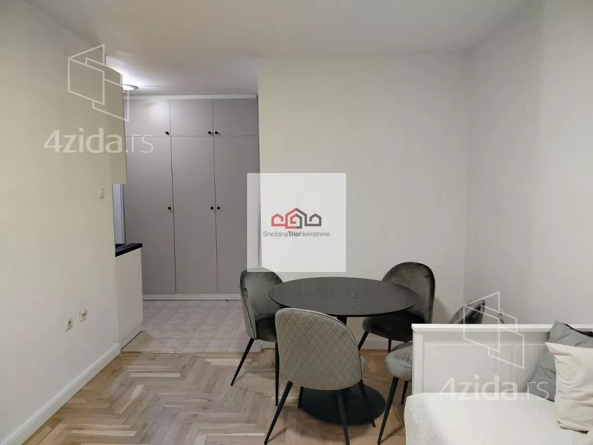 Garsonjera | 4zida