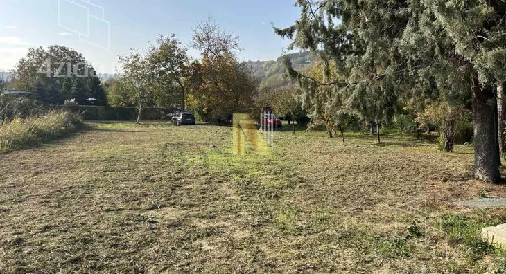 Plac | 4zida