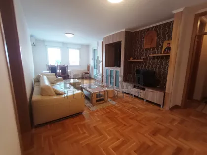 Ratka Mitrovića | 4zida.rs