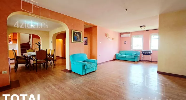 Petosoban stan | 4zida