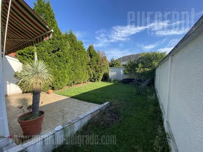 DEDINJE BELI DVOR | 4zida.rs