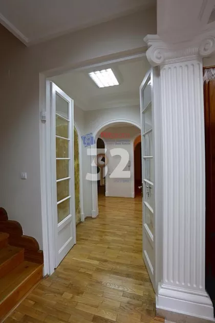 Autokomanda | 4zida.rs