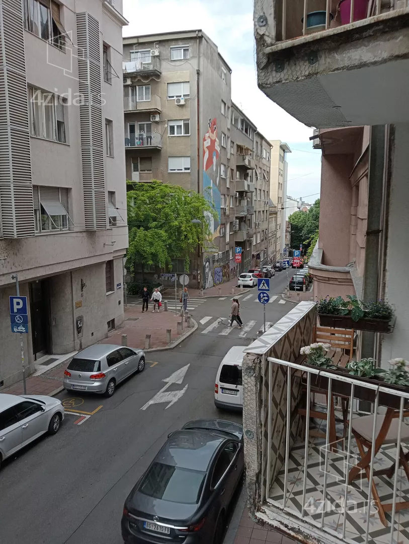 Garsonjera | 4zida