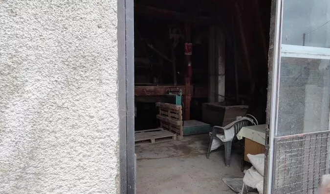 Poslovna zgrada | 4zida