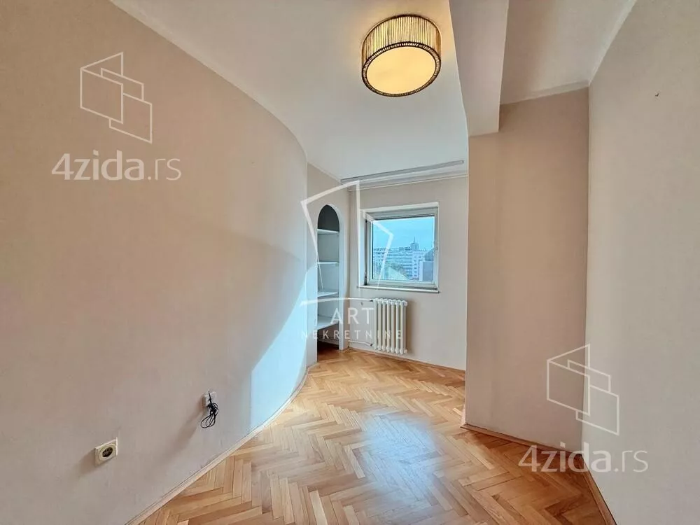 Kancelarija | 4zida