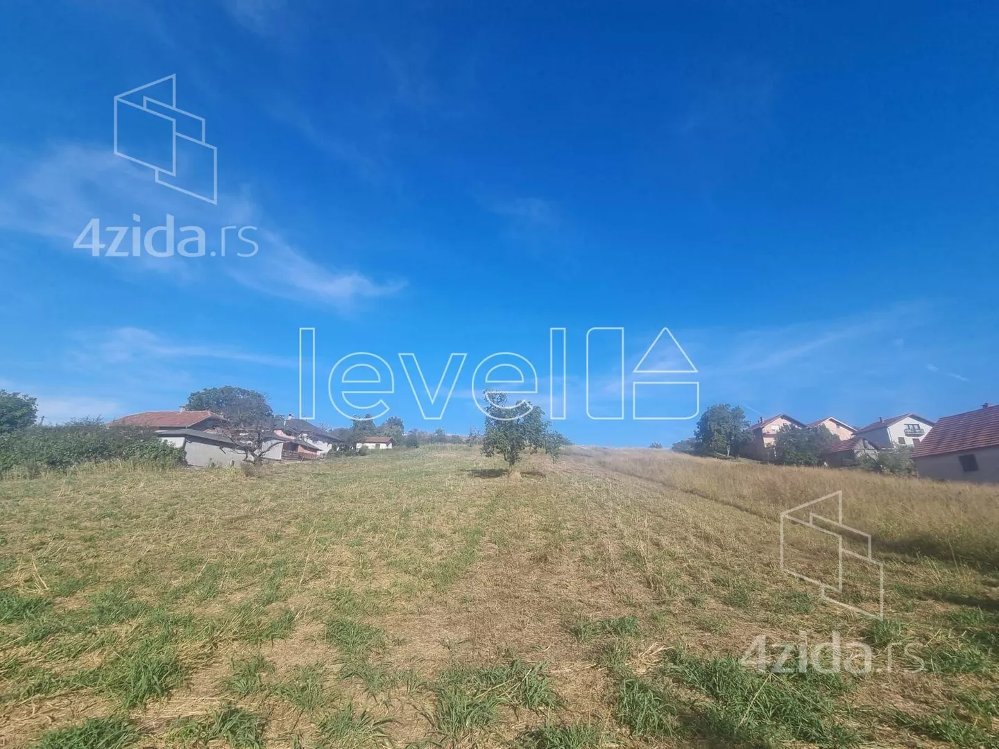 Plac | 4zida