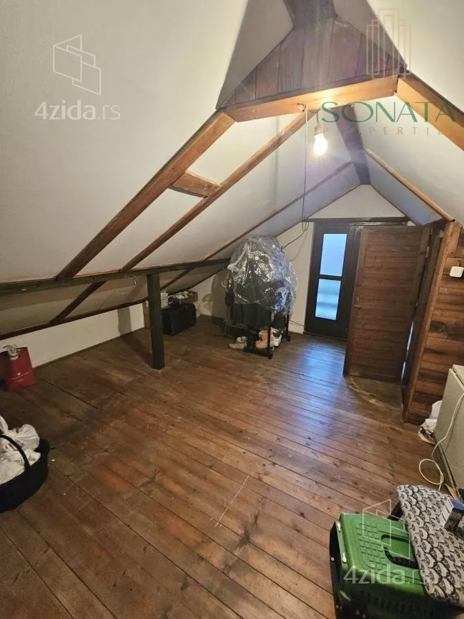 Kuća | 4zida