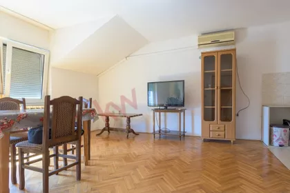 Kneza Mihaila Obrenovića | 4zida.rs