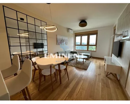 Tadije Sondermajera | 4zida.rs