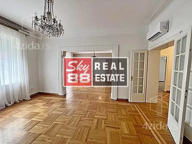 Petoiposoban stan | 4zida