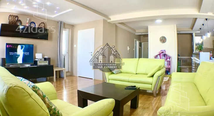 Troiposoban stan | 4zida