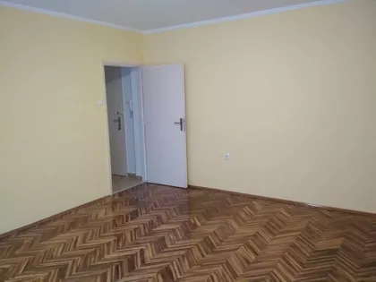 Teslino Naselje | 4zida.rs