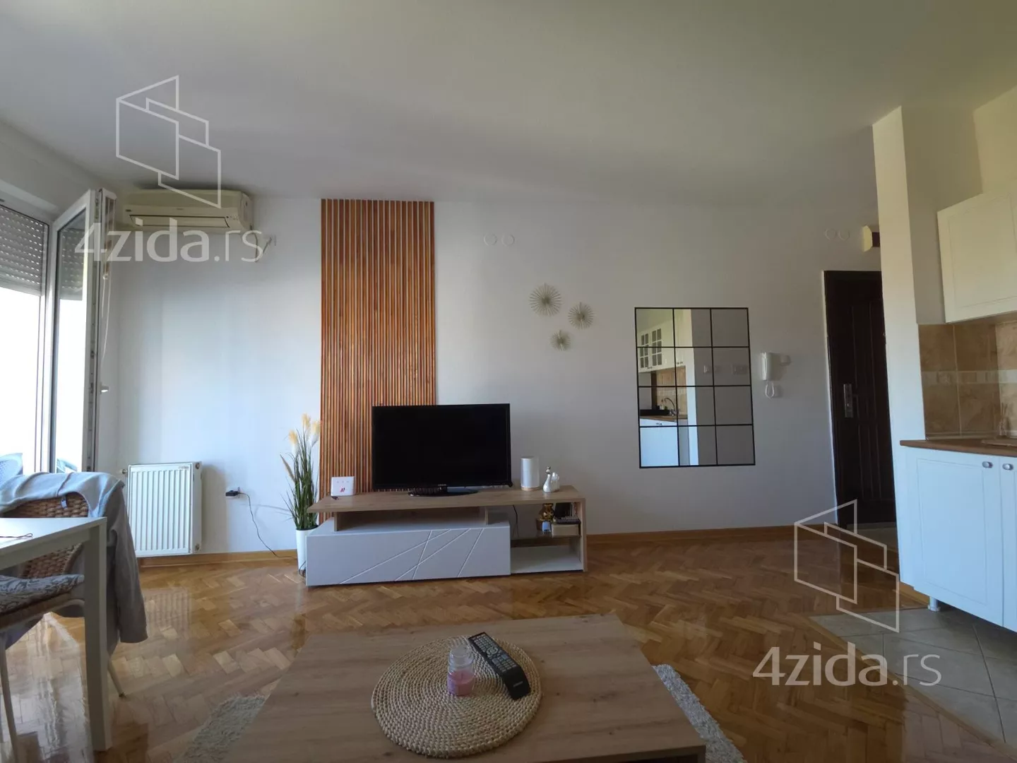 Garsonjera | 4zida