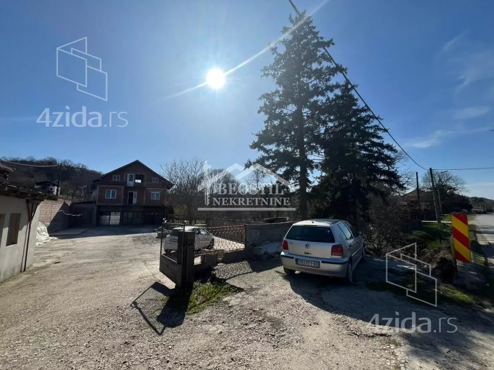 Građevinsko zemljište | 4zida