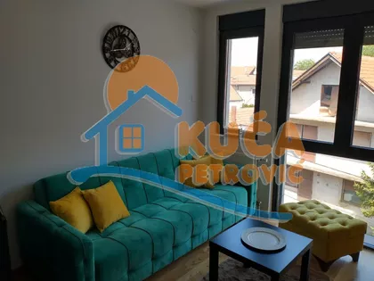 Zdravke Vučković | 4zida.rs