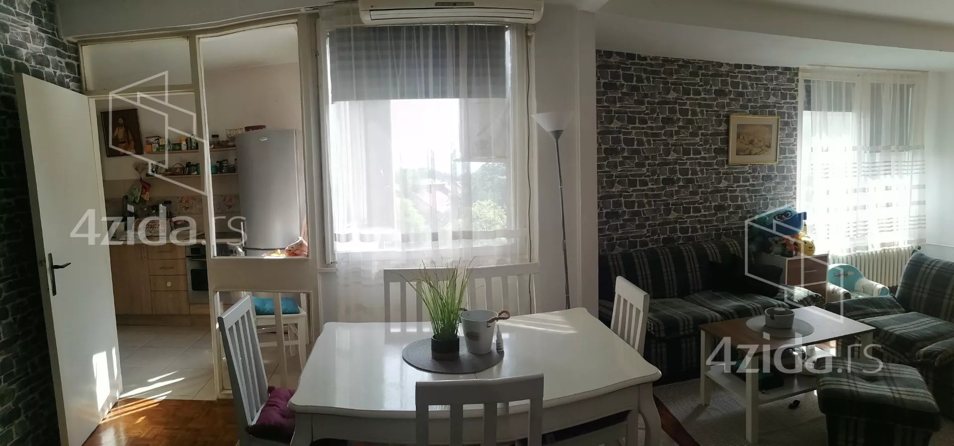 Dvoiposoban stan | 4zida