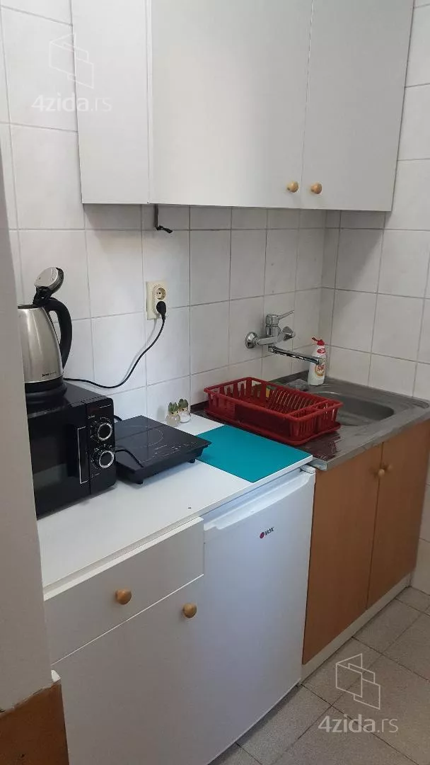 Kancelarija | 4zida