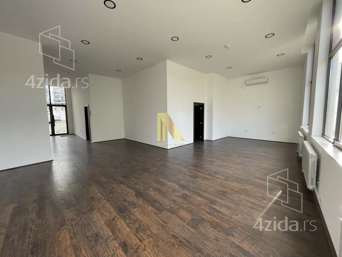 Poslovni prostor | 4zida