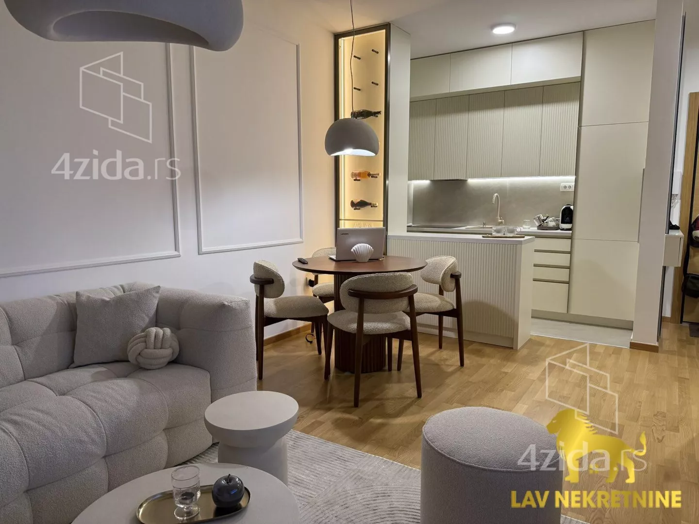 Jednoiposoban stan | 4zida