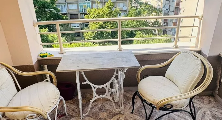 Četvoroiposoban stan | 4zida