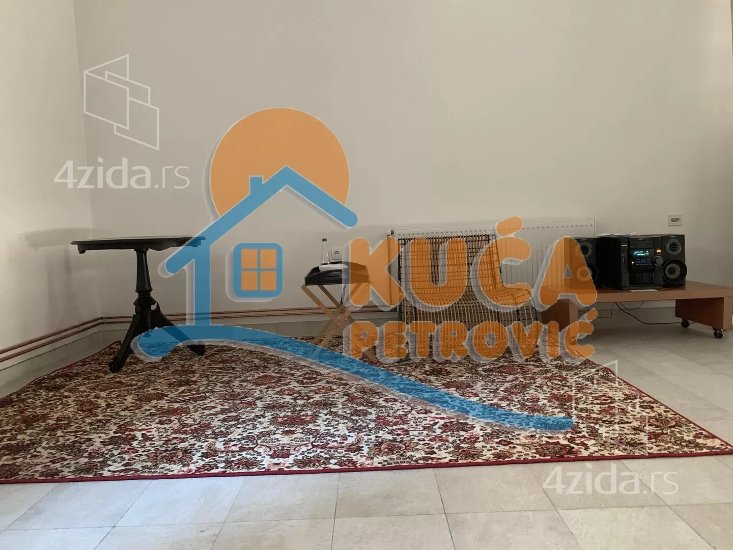 Lokal | 4zida