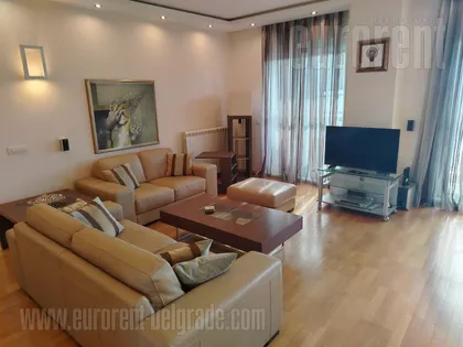 HRAM SVETOG SAVE | 4zida.rs