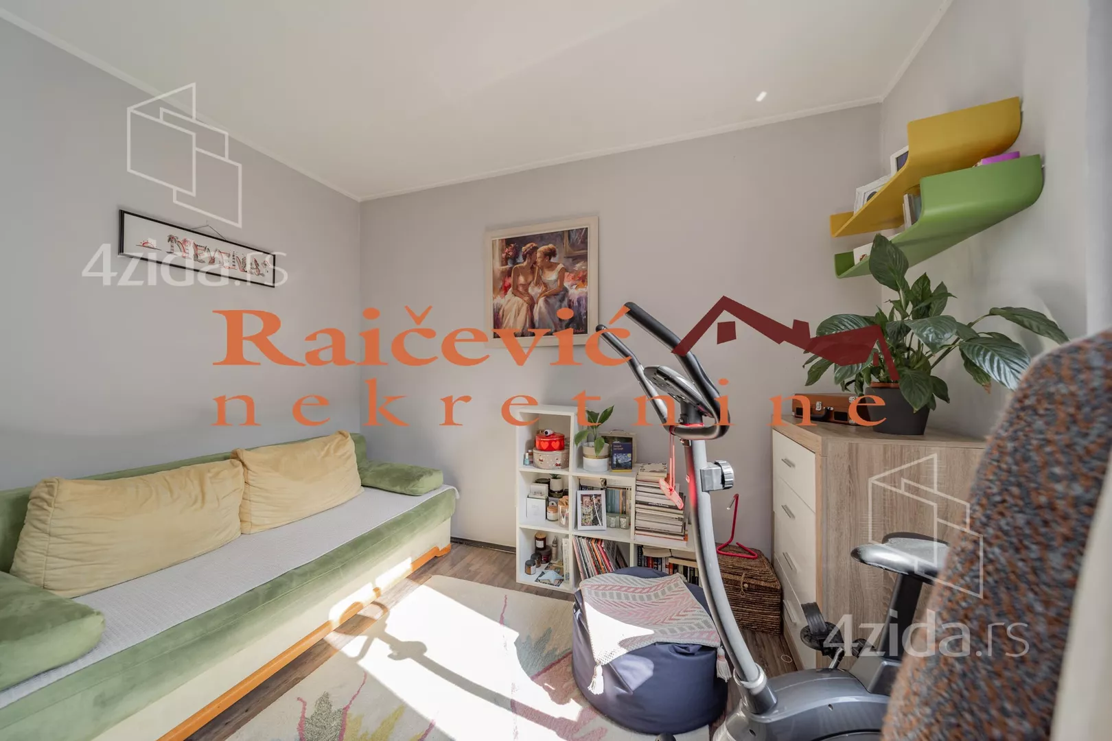 Dvoiposoban stan | 4zida