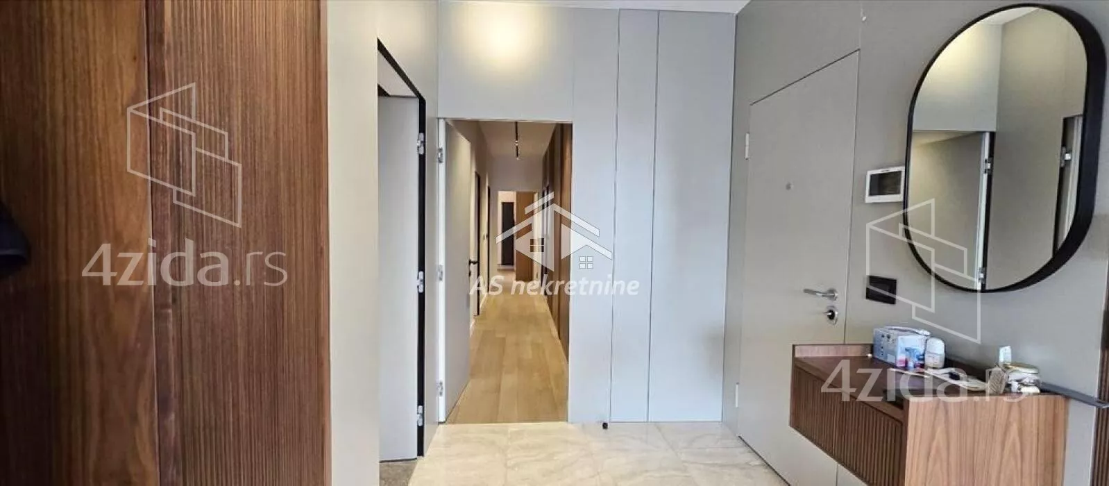 Petosoban stan | 4zida