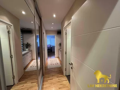 NARODNOG FRONTA | 4zida.rs