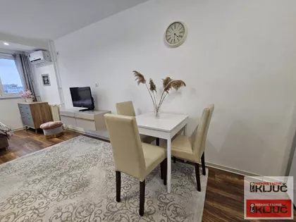 Bulevar Oslobođenja | 4zida.rs