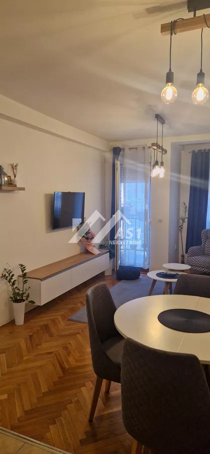 Hadži Ruvimova | 4zida.rs