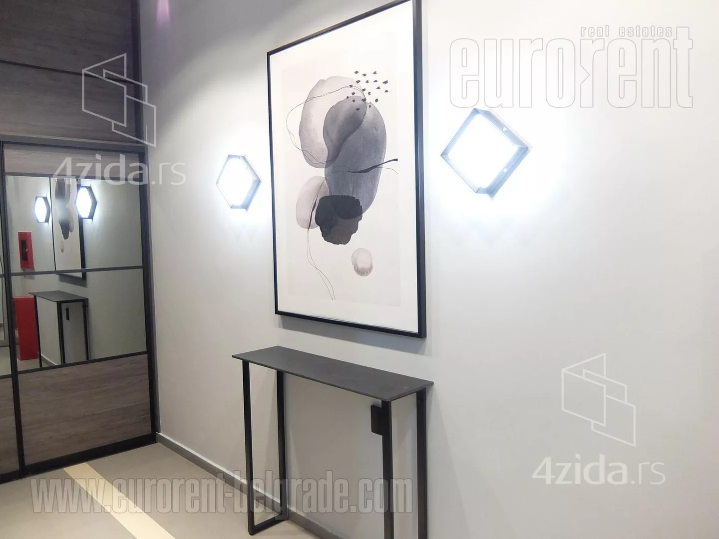 Četvoroiposoban stan | 4zida