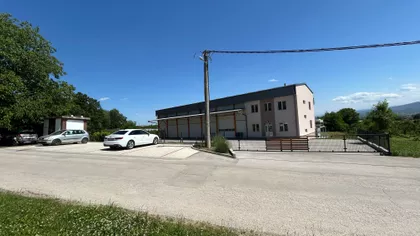 Ljubić Škola 10A | 4zida.rs