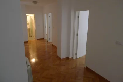 Crveni Krst Vračar | 4zida.rs