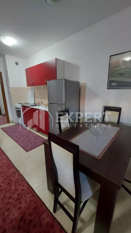 Dr Petra Vučinića | 4zida.rs