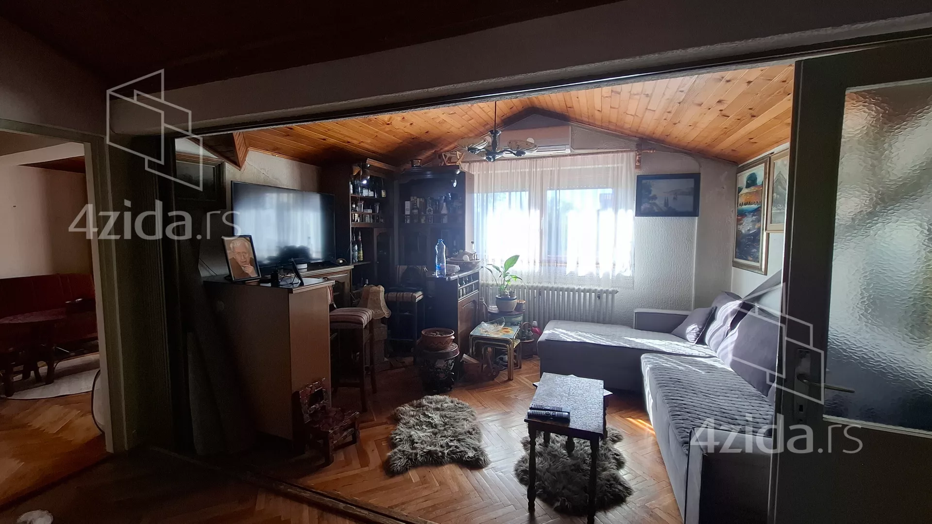 Troiposoban stan | 4zida