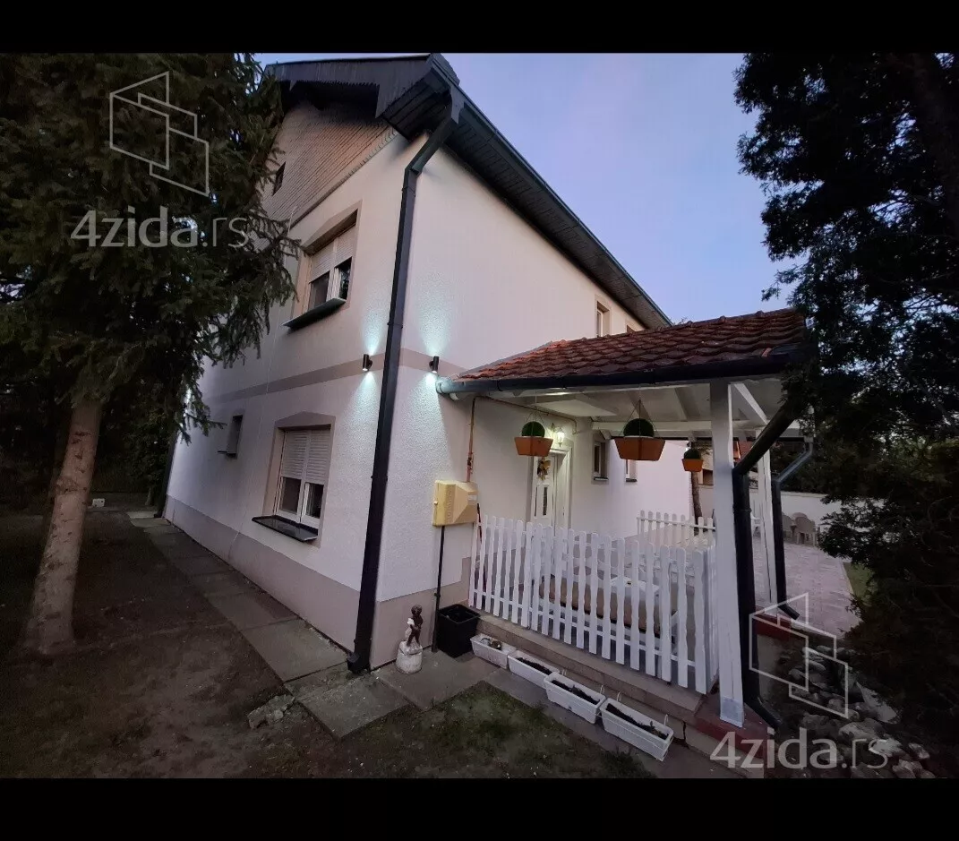 3-etažna kuća | 4zida