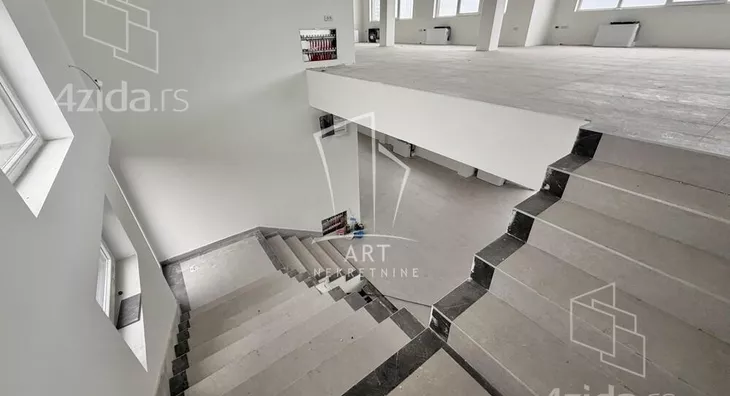 Poslovni prostor | 4zida