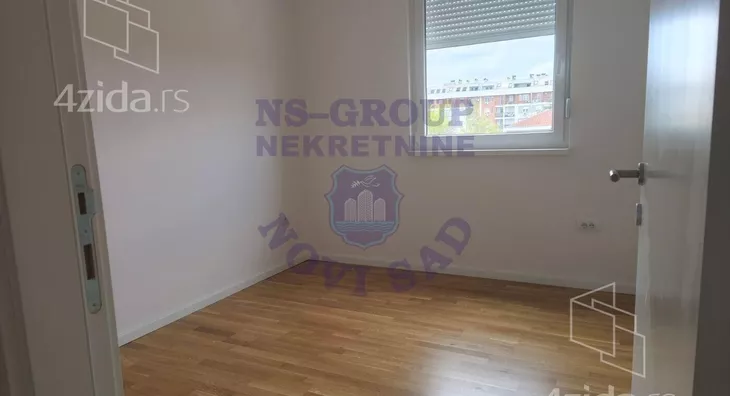 Četvoroiposoban stan | 4zida