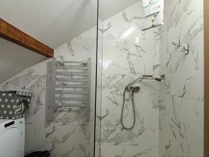 Surčinska | 4zida.rs