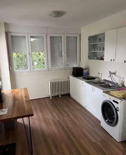 Pariske Komune | 4zida.rs