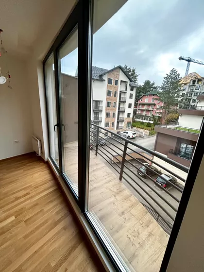 Meteorološka 4 | 4zida.rs