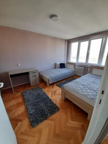 Crveni Krst | 4zida.rs