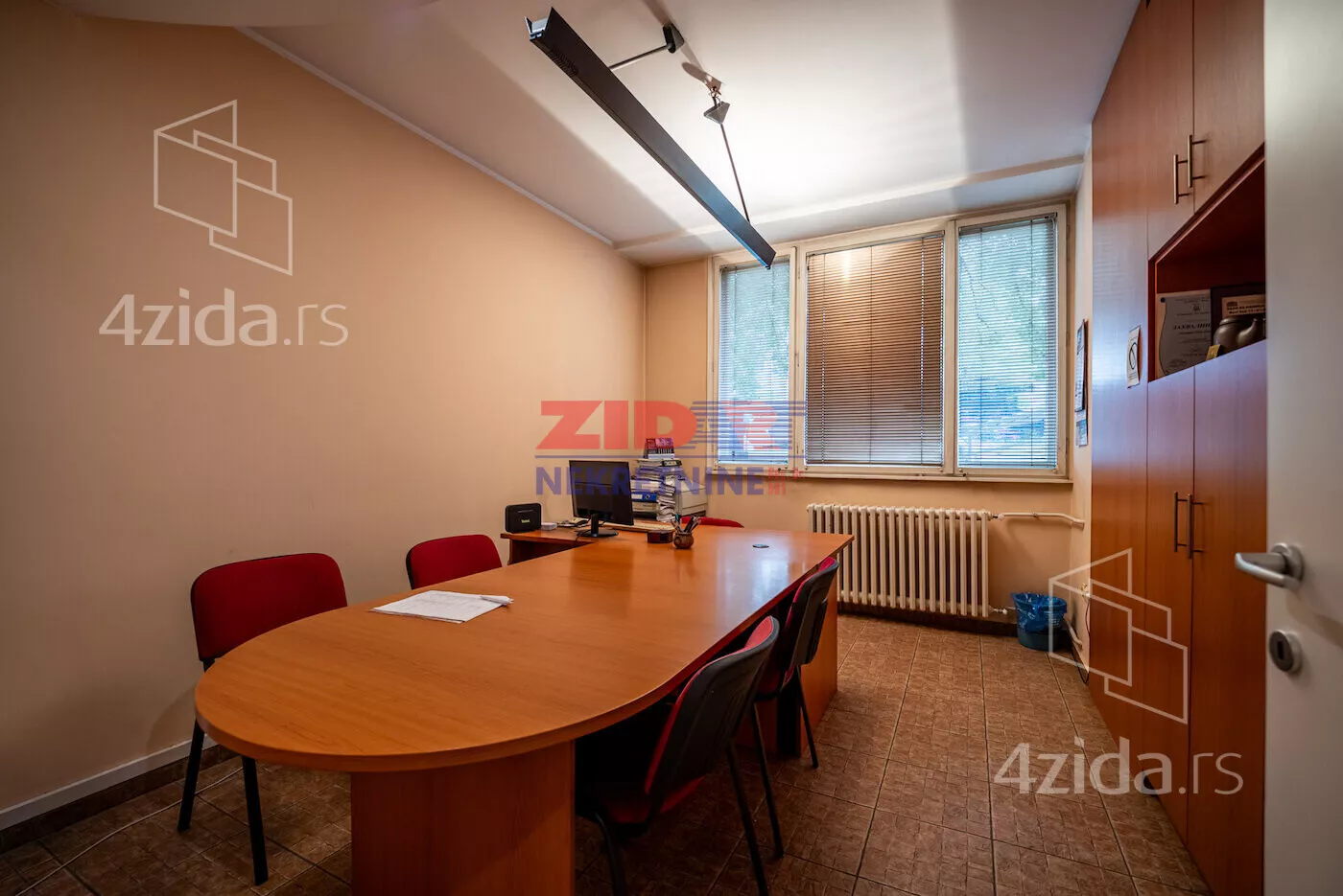 Kancelarija | 4zida