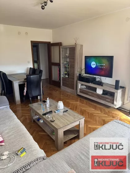 Novo Naselje | 4zida.rs