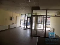 Poslovna zgrada | 4zida
