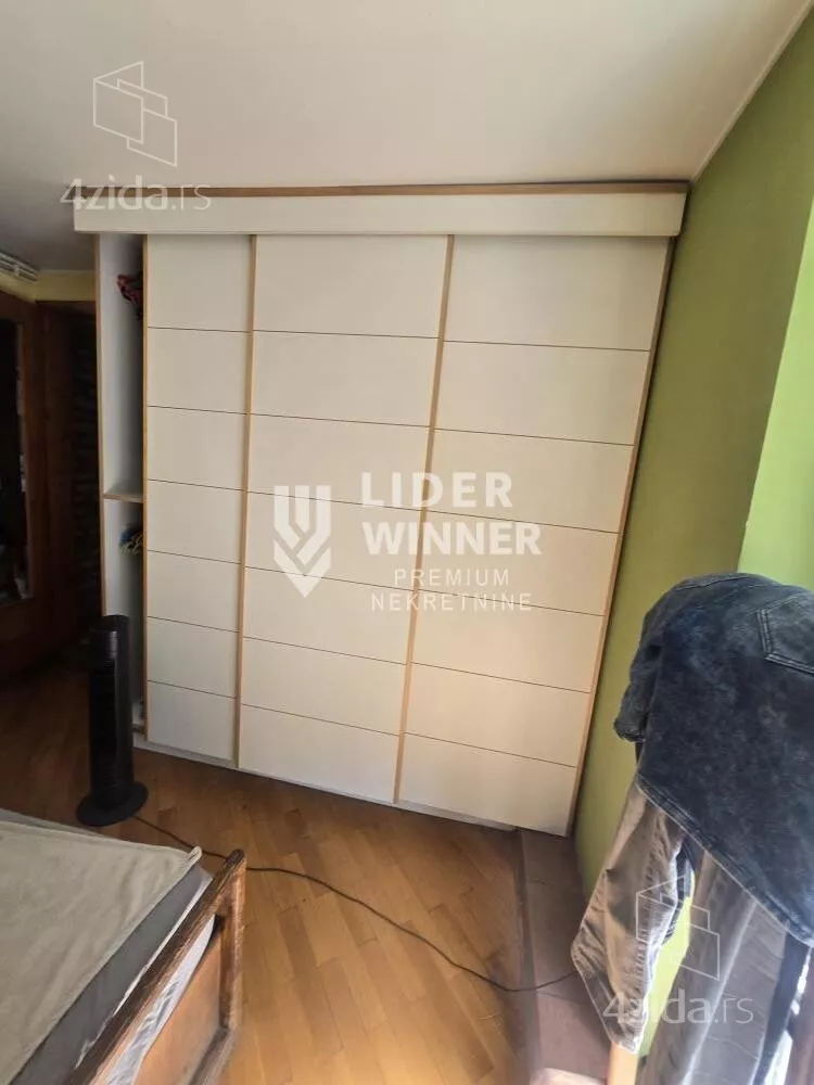 Četvoroiposoban stan | 4zida