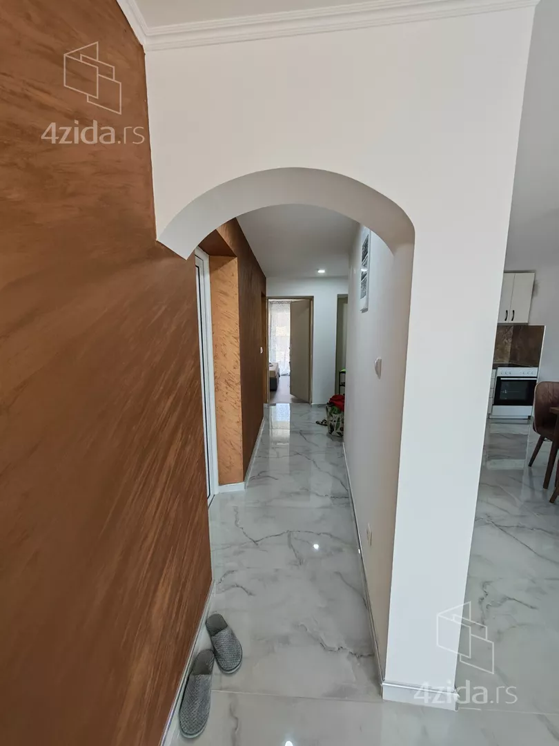 3-etažna kuća | 4zida