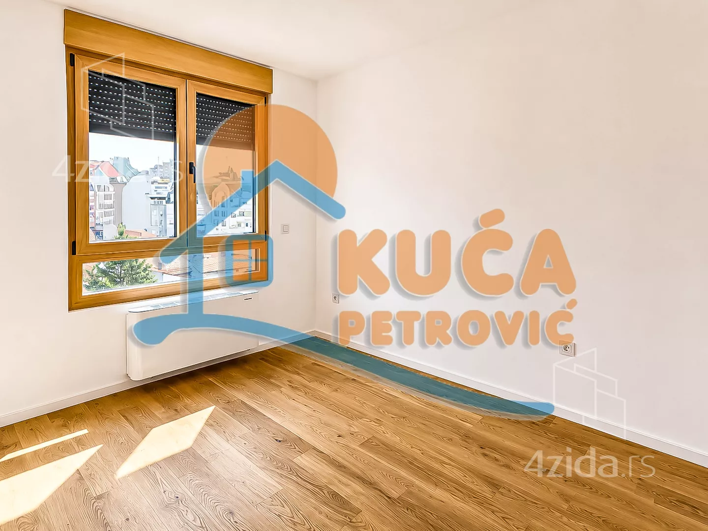 Četvorosoban stan | 4zida